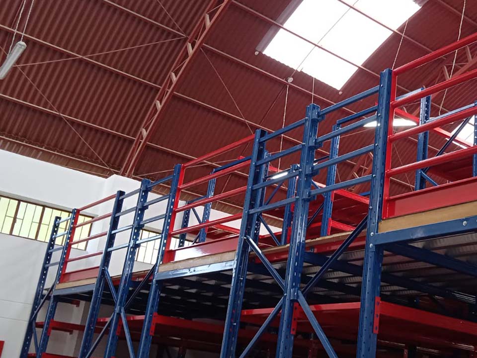 Racks con Entrepiso - miniatura 7